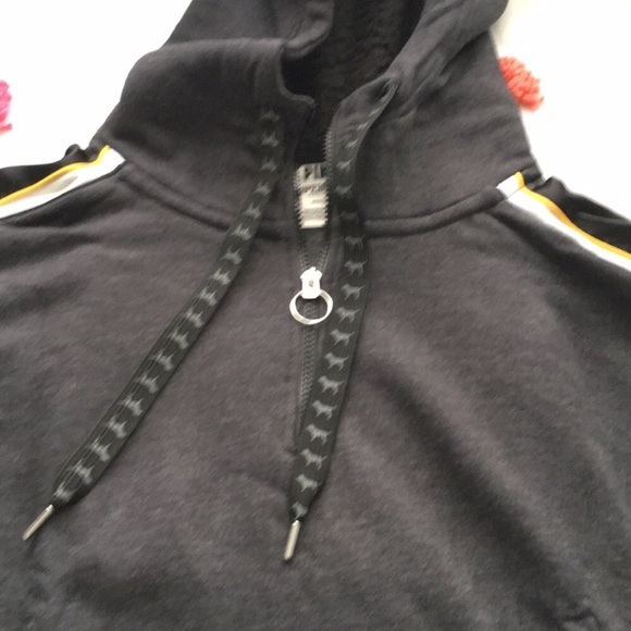 Pink Vs - Picture 3 of 7